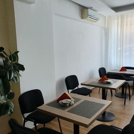 Tranzitrooms บูคาเรสต์ ภายนอก รูปภาพ
